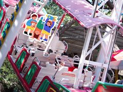 -顺德大良半月城游乐场