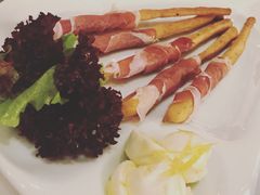 -卡佩罗意大利餐厅及酒吧Al Cappello Trattoria