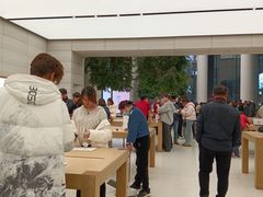 -Apple零售店(济南恒隆广场店)