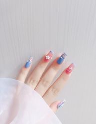 -孔雀手美甲美睫护理