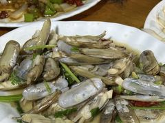 -超越海鲜屋(飞龙物业店)