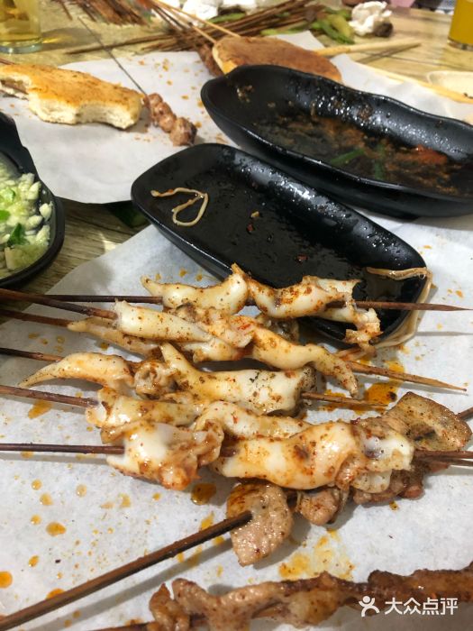 小红桶烧烤(烟台芝罘医院总店)图片