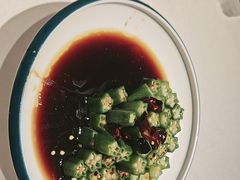 -八府香鸭·啫啫煲(华山路店)