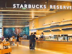 自助取餐区-星巴克臻选(上海合生汇1F店)