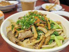 咖喱牛肉牛肚拌面-逸桂禾面馆