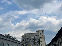 -云间粮仓