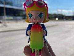 -泡泡玛特POPMART(蓝色港湾店)