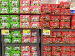 -家乐福(四元桥购物中心店)