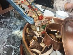 -慢丽江·云南野生菌土鸡锅(西山店)