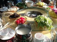 -华强阁菊花宴自助火锅店
