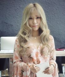 点击看大图 -3AM HAIR SALON染发接发