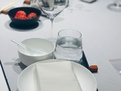 餐具摆设-屋里厢上海菜馆