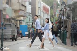 -现代经典婚纱摄影