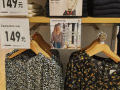 -优衣库(上海中山公园兆丰广场店)