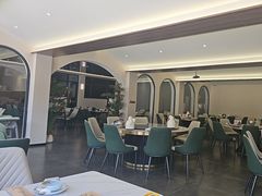 -何适山庄 ·可团建(水长城P2停车场店)