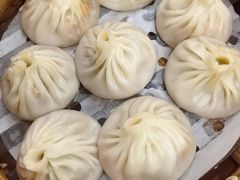 -莱莱小笼·乔艾