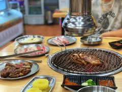 -牛信亭韩国料理·炭火烤肉(紫藤路店)