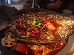 -鸣记脆皮烤鱼·海鲜烤鱼(三八广场店)