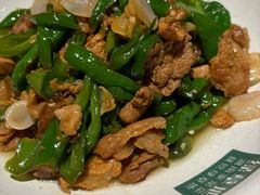 -绿草地·湘菜(酃湖师院店)