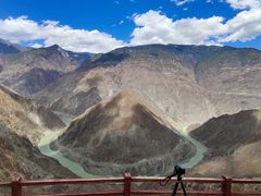 -丽江虎跳峡景区-售票处