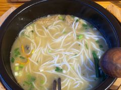 -勺子米线·云南传统小吃市集(四方街店)