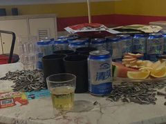 -海上歌友量贩式KTV(临港宝龙广场店)