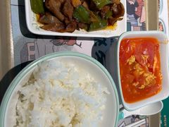 -老乡鸡(上海品尊国际中心店)