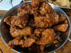 -BHC炸鸡(明洞总店)