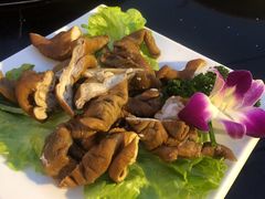 -楠柏弯休闲山庄(梨花溪店)
