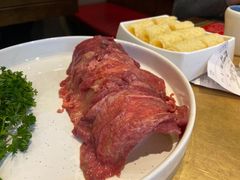 -左庭右院鲜牛肉火锅(金山万达店)