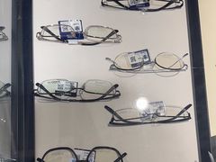 -博士眼镜(青岛城阳万象汇店)