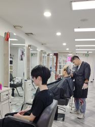 -米娜护肤造型