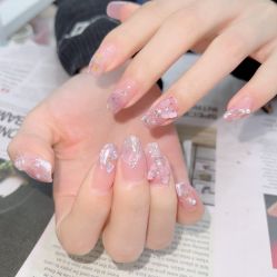 -七彩虹美甲美睫 半永久