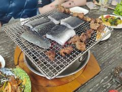 炭烤活鳗鱼-白丁家泥炉烤肉·鳗鱼(海河东路店)