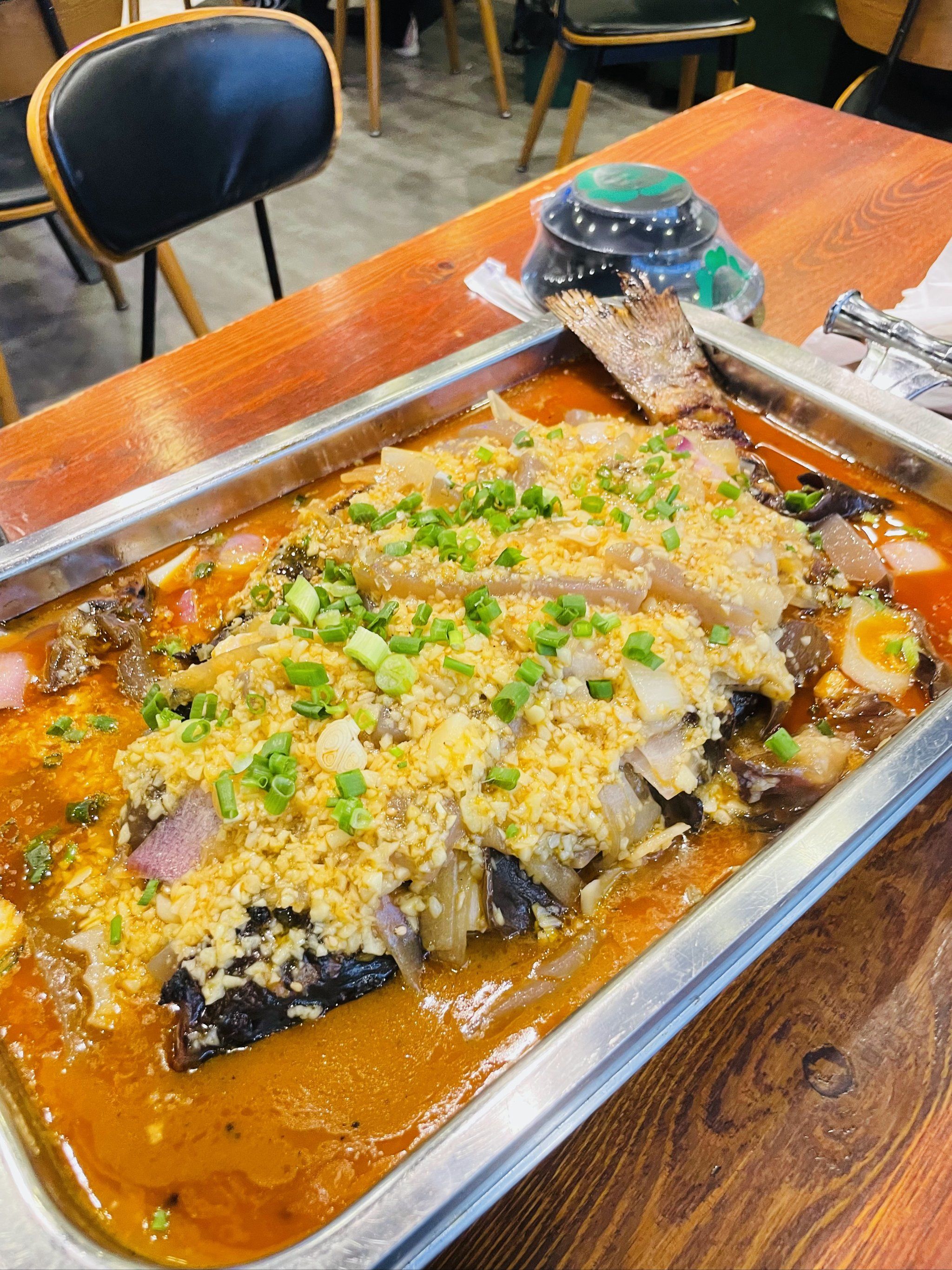 成都人民的深夜食堂烤鱼村江湖菜