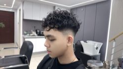 -ONE·男士国潮·美式渐变·理发馆·BARBER SHOP