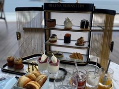-瑰丽酒店·海吧·天际下午茶·现场DJ·天台酒吧