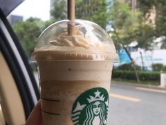 -星巴克臻选(深圳龙岗万科店)