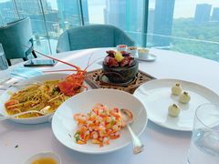 龙井虾仁-悦轩中餐厅·高空江景·杭州柏悦酒店