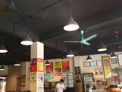 大堂-伍哥厨房(新滘东路店)