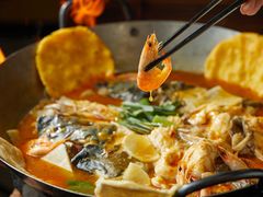 -曹丞相·地锅鸡·地锅鱼(武林店)