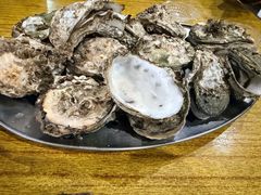 -蚝哥花姐湛江烤生蚝(美丽湾市场店)