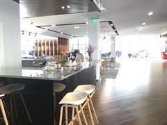 -宁波宝信宝马4S店(江北日湖店)