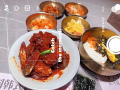 -草家酱蟹炭火烤肉店(珲春南路二店)
