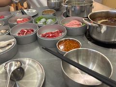 -晓沸牛肉海鲜小火锅(白湖亭万达广场店)