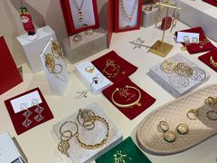 -LADY FAFA(巨鹿路陕西南路路口店)