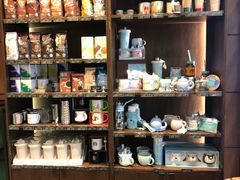 零售区-星巴克(杭州西湖银泰1F店)
