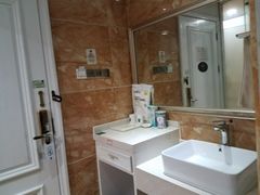 -桔伴酒店(合肥高铁南站汽车南站店)