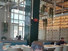 -红樱桃·欢乐餐厅(太原里店)