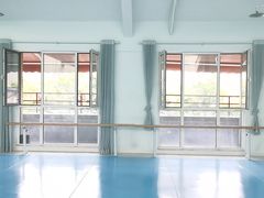 -西安小天鹅艺术团(曲江Alice店)